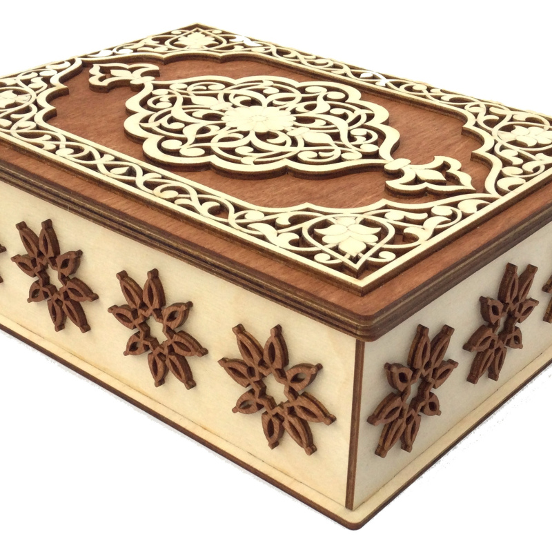 22 x 16 x 6.8 cm gift box